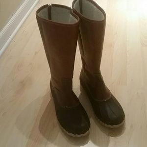 Duck Boots Size 9